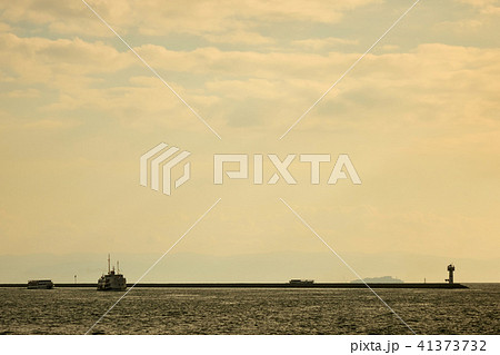 Landscape panoramic view from the sea to the historical part of Istanbul, Turkey. 41373732