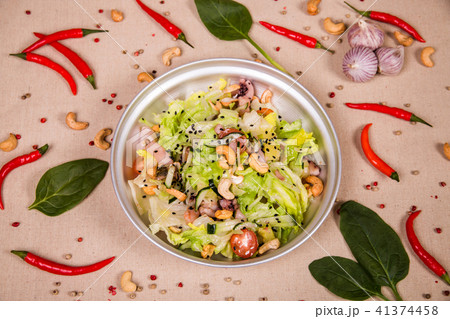 Salad of cashew nuts and lettuce Salad of cashew nuts and lettuce 41374458