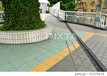 横断歩道橋 41379128