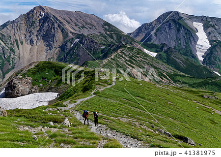 白馬三山・杓子岳・白馬鑓ヶ岳と登山者 41381975