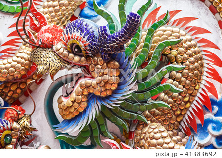 タイ バンコク:タイ中国寺 ドラゴン Lao Bun Thao Gong Shrine タイ バンコク:タイ中国寺 ドラゴン Lao Bun Thao Gong Shrine 41383692