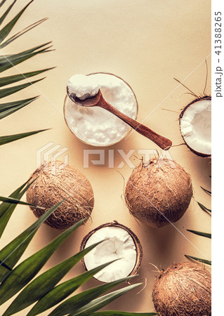 Coconut oil and coconuts. Coconut oil and coconuts. 41388265