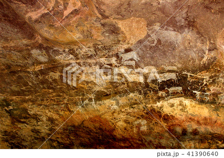 Life with Animals, Bhimbetka 41390640