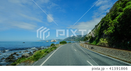 Coastal road in South Island, New Zealand 41391866