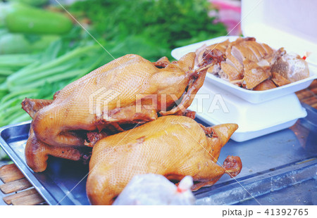 Close up full body duck skin in cooked pot stewed 41392765