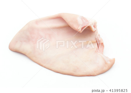 ブタの耳: Pig ear 41395825