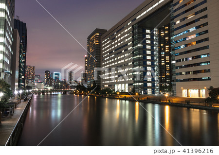 運河の夜景　品川　高浜運河 41396216