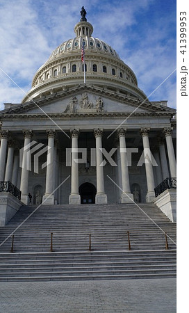 アメリカ連邦議会　正面　煽り 41399953