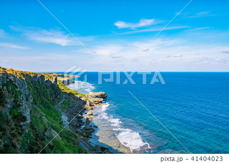 沖縄県 伊江島 湧出（わじー）湧出展望台 41404023