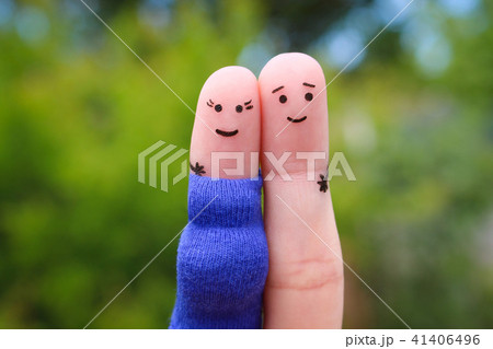 Fingers art of happy couple. Woman is pregnant 41406496