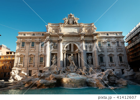 Fountain in Italy Fountain in Italy 41412607