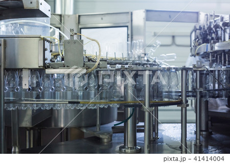 Water factory - Water bottling line for processing and bottling pure spring water into small bottles Water factory - Water bottling line for processing and bottling pure spring water into small bottles 41414004