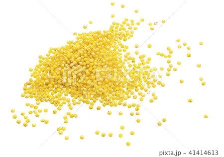 Heap of millet seeds isolated on white background 41414613