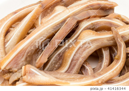 ブタの耳: Pig ear 41416344