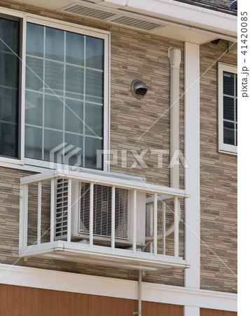 室外機用の架台がついたアパート 室外機用の架台がついたアパート 41420085