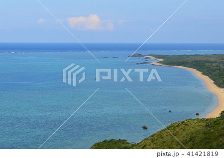 平久保崎から見る石垣島の海 平久保崎から見る石垣島の海 41421819