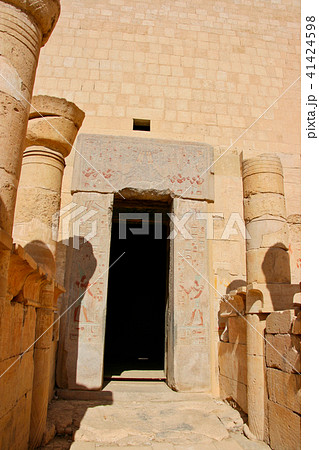 エジプト ルクソール ハトシェプスト女王葬祭殿の写真素材