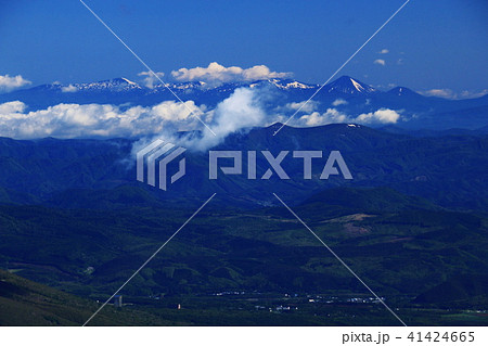霊峰岩手山山頂からの眺望　八甲田連峰 41424665