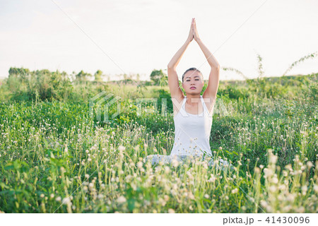 healthy and beautiful young yoga  woman sitting  41430096