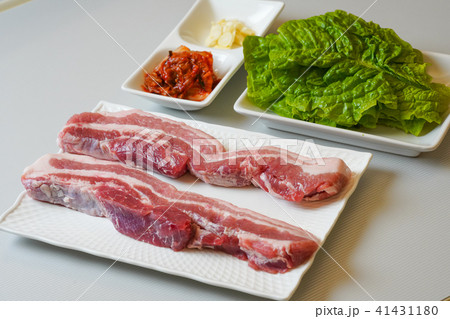 韓国の焼き肉 韓国の焼き肉 41431180