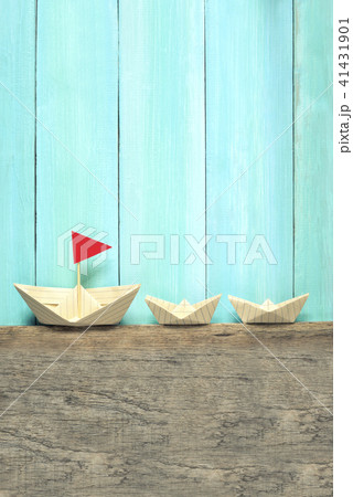 Origami paper boats 41431901