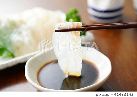 ヒラメのお刺身 41433142