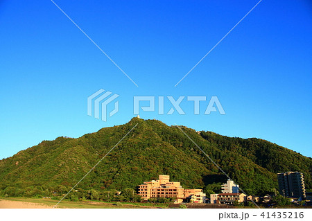 岐阜県岐阜市　夕日に染まる岐阜城の風景 41435216