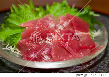 まぐろの切り落とし刺身 41436176