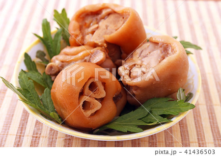 沖縄伝統料理の豚足テビチ 沖縄伝統料理の豚足テビチ 41436503