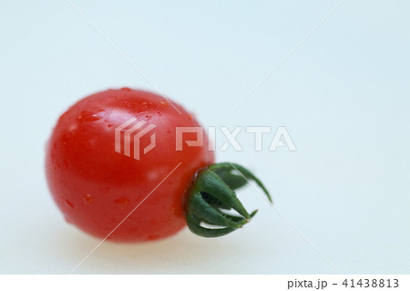 トマト (夏野菜 ベジタブル 新鮮 フレッシュ 食品 サラダ マクロ 接写 栄養 クローズアップ) トマト (夏野菜 ベジタブル 新鮮 フレッシュ 食品 サラダ マクロ 接写 栄養 クローズアップ) 41438813