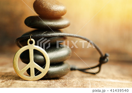 Peace symbol leather necklace 41439540