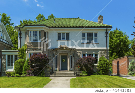 Custom built luxury house in the suburbs of Toronto, Canada. 41443502