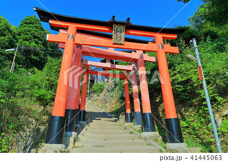 伏見稲荷 四ツ辻の鳥居の写真素材