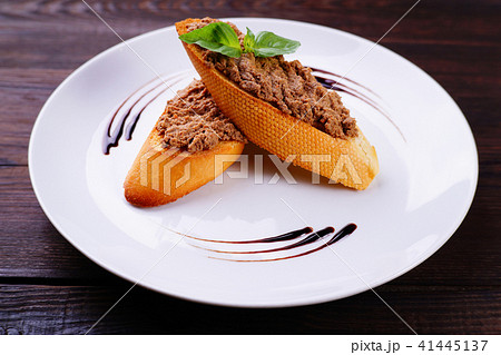 Fresh bruschettas with chicken liver pate Fresh bruschettas with chicken liver pate 41445137