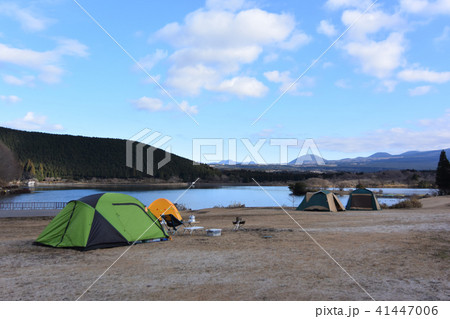 富士山周辺のキャンプ場 テント レジャー アウトドア ファミリー 野営 宿泊 野外生活 旅行 湖 富士山周辺のキャンプ場 テント レジャー アウトドア ファミリー 野営 宿泊 野外生活 旅行 湖 41447006