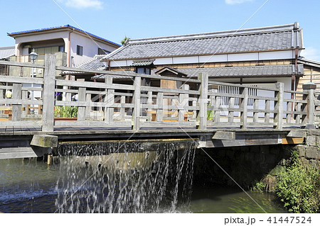水郷佐原の樋橋　（別名じゃあじゃあ橋）　千葉県香取市 41447524