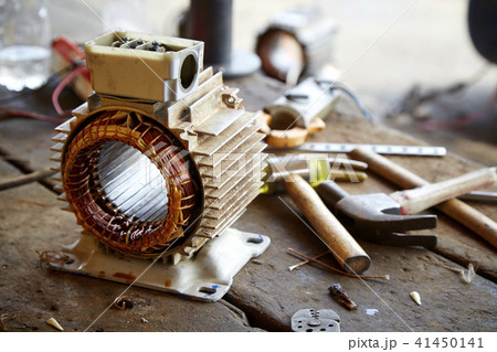 Old disassembled electric motor 41450141