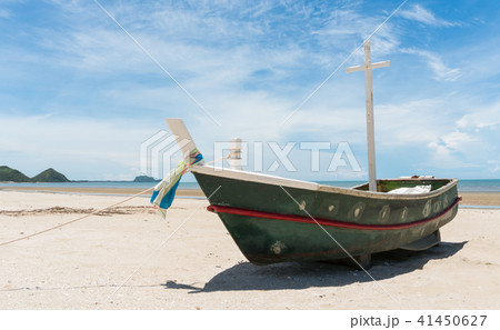 FishingBoat SamRoiYodBeach PrachuapKhiriKhan Thai FishingBoat SamRoiYodBeach PrachuapKhiriKhan Thai 41450627