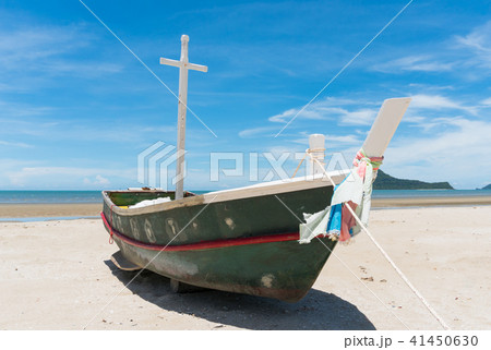 FishingBoat SamRoiYodBeach PrachuapKhiriKhan Thai 41450630
