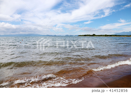 青空と湖 41452856