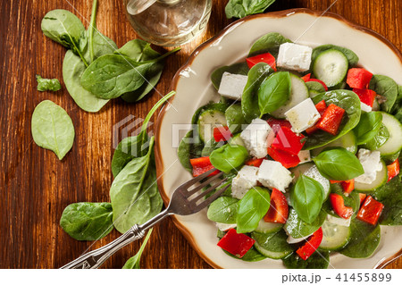 Fresh spinach salad with feta Fresh spinach salad with feta 41455899