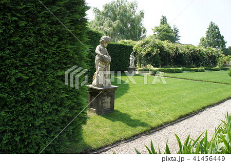 イングリッシュガーデン イギリス式庭園 英国式庭園 ガーデニングの写真素材