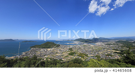 三豊市詫間町から東、多度津、丸亀、瀬戸大橋方向を見る 41465608