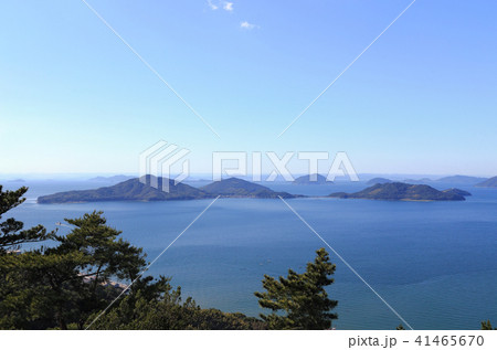 三豊市詫間町の「粟島」と多度津町の「佐栁島」 三豊市詫間町の「粟島」と多度津町の「佐栁島」 41465670