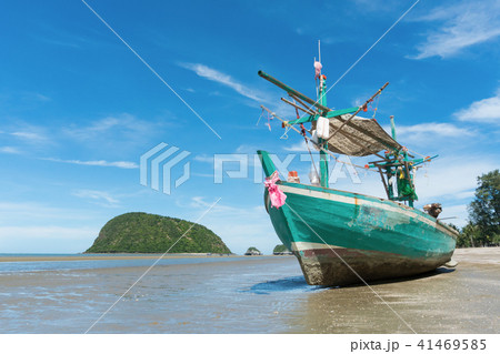 FishingBoat SamRoiYod Beach PrachuapKhiriKhan Thai 41469585
