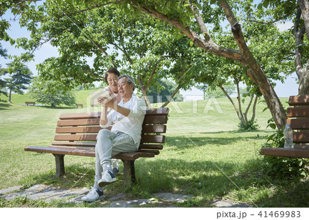 高齢者 老人 夫婦 41469983