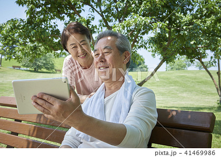 高齢者 老人 夫婦 41469986