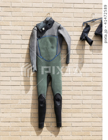 Sweatsuite hanging inside out to dry 41472589
