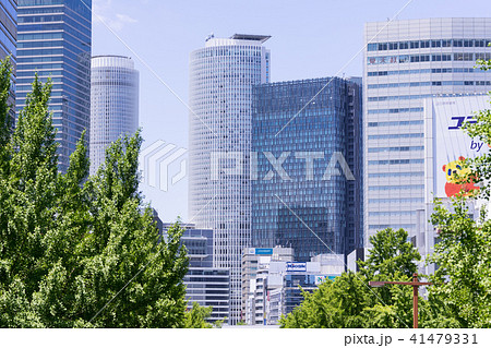 名古屋都市風景 名古屋駅前 超高層ビル群 ニュータス 丸の内歩道橋からの写真素材