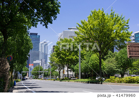 名古屋市中区・伏見・都市風景　名古屋観光ホテル前より錦通り、名古屋駅方面ミッドランドスクエアを望む 41479960